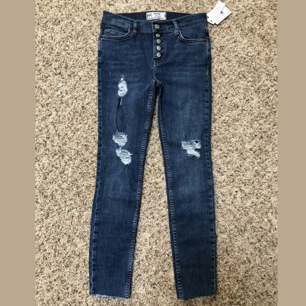 Free People Jeans 26 Skinny Destroyed Raw Hem